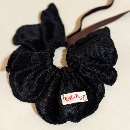 MOSS CHOU CHOU COLLAR